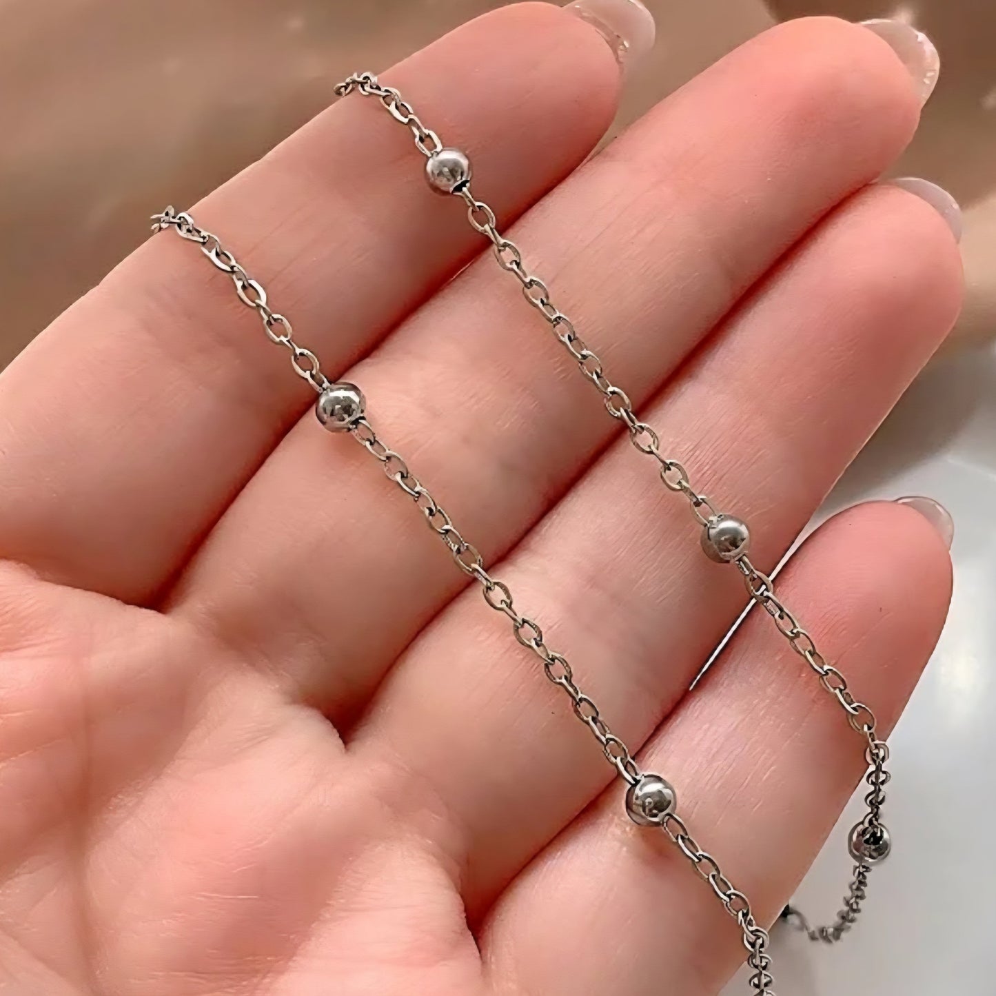 Colar bolinhas Bia aço inoxidável 316L