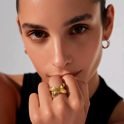 Anel minimalista Jéssica ajustável aço inoxidável dourado