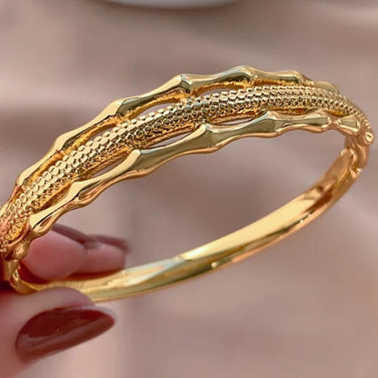Bracelete Lorena em aço inoxidável dourado
