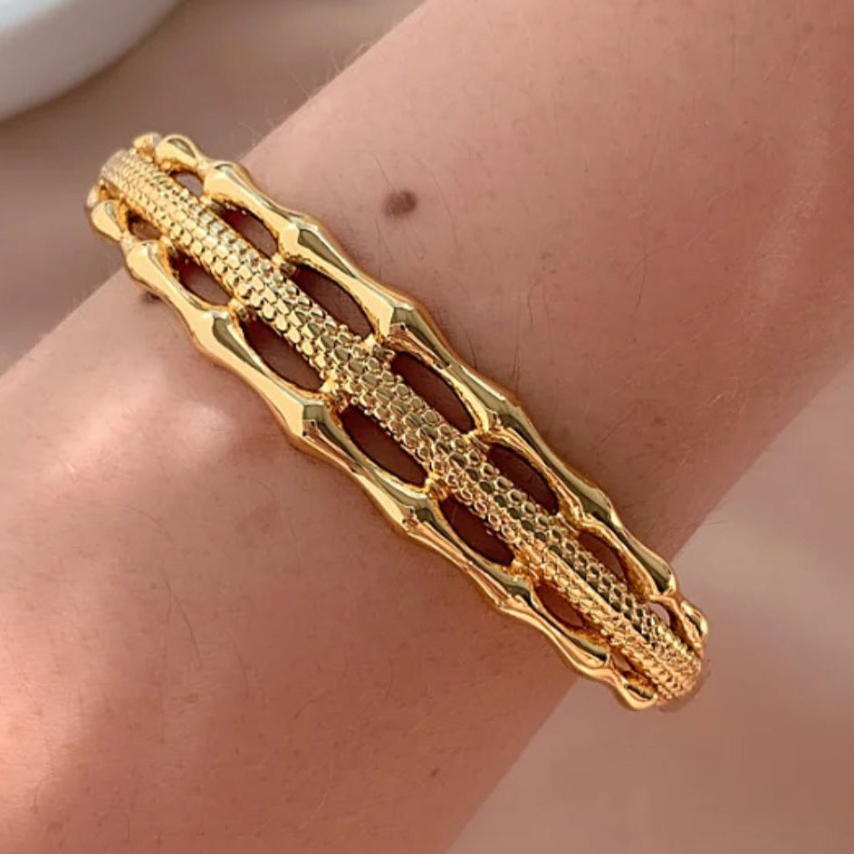 Bracelete Lorena em aço inoxidável dourado